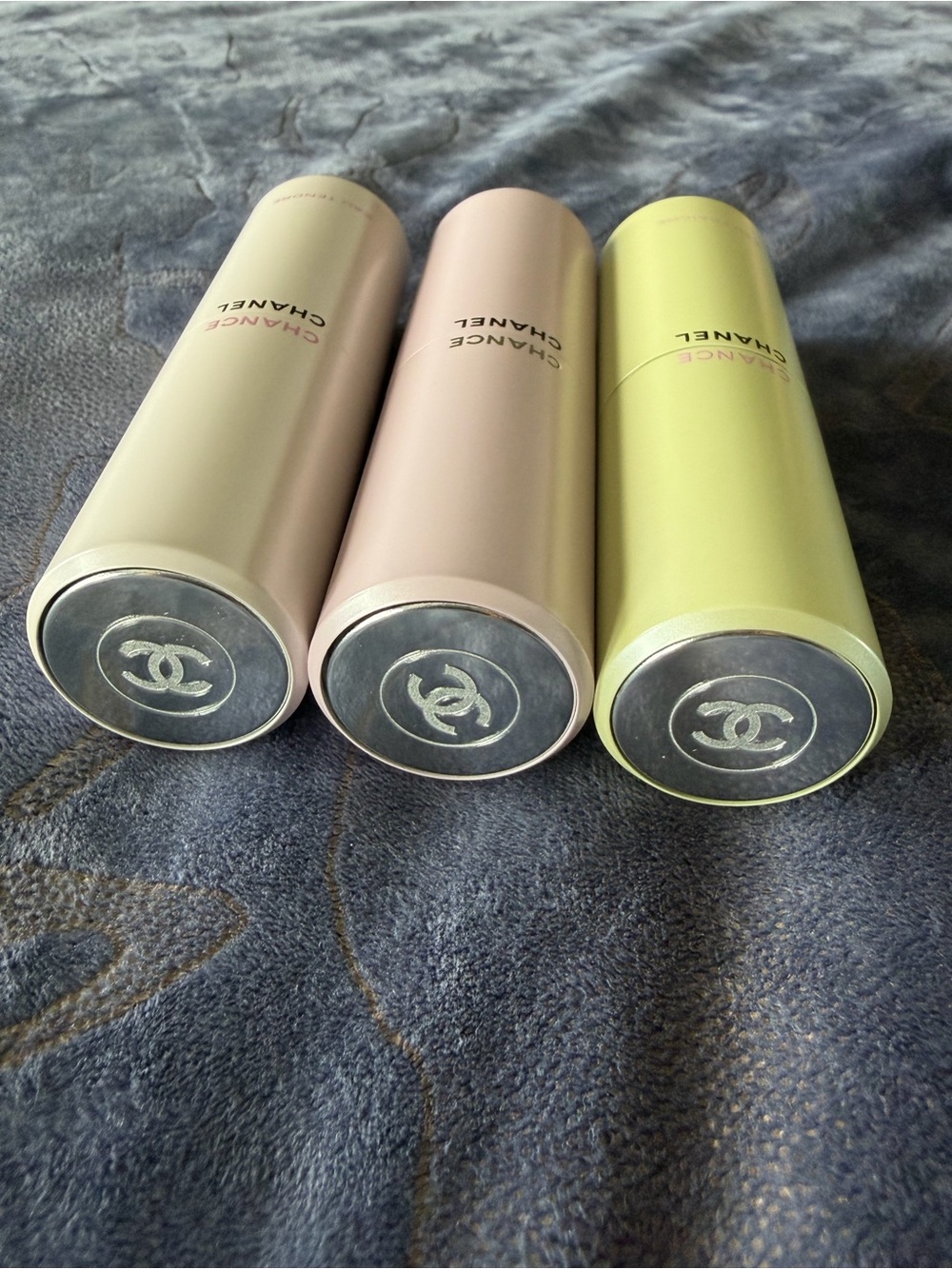 100% GuranteedAuthentic CHANEL Chance Trio Rollerballs — Pink, Pearl, Mint Green - Picture 3 of 15